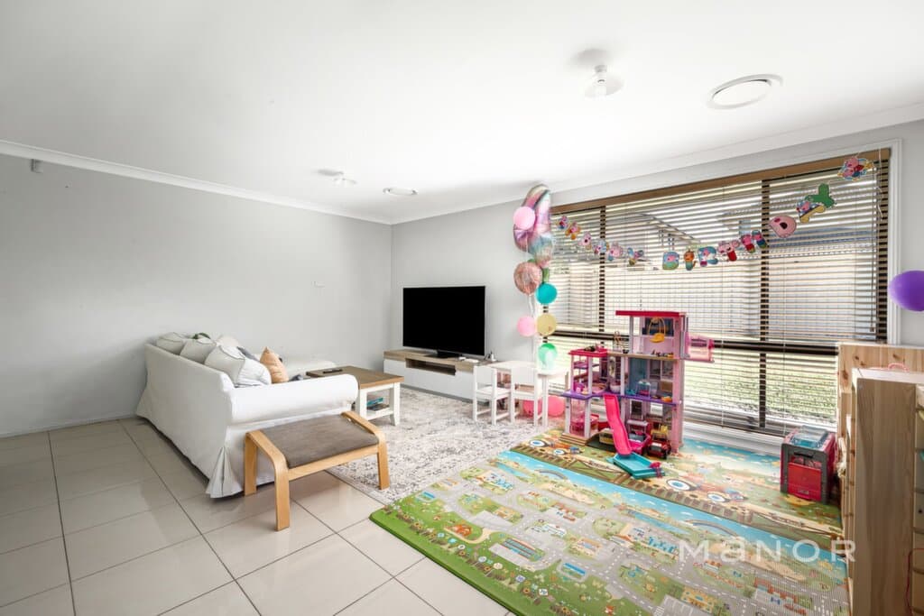19 Rosebrook Avenue, Kellyville Ridge, NSW, Kellyville Ridge - Thumbnail 6
