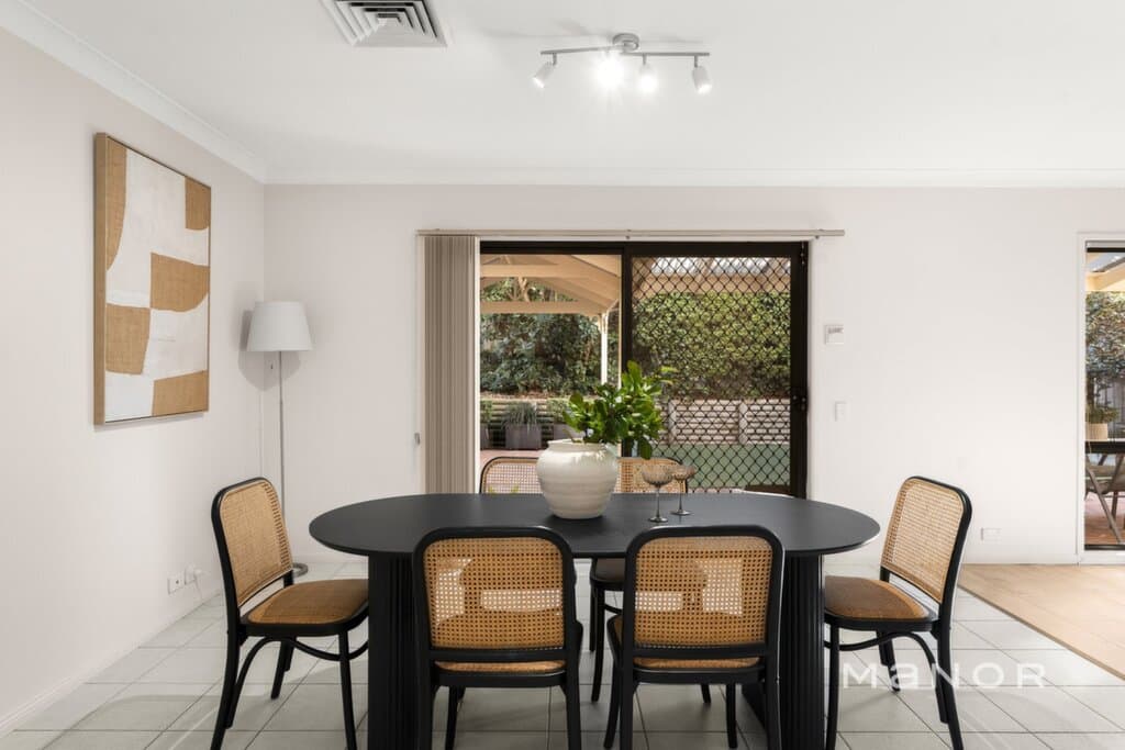 33 Minerva Crescent Beaumont Hills, Beaumont Hills - Thumbnail 5