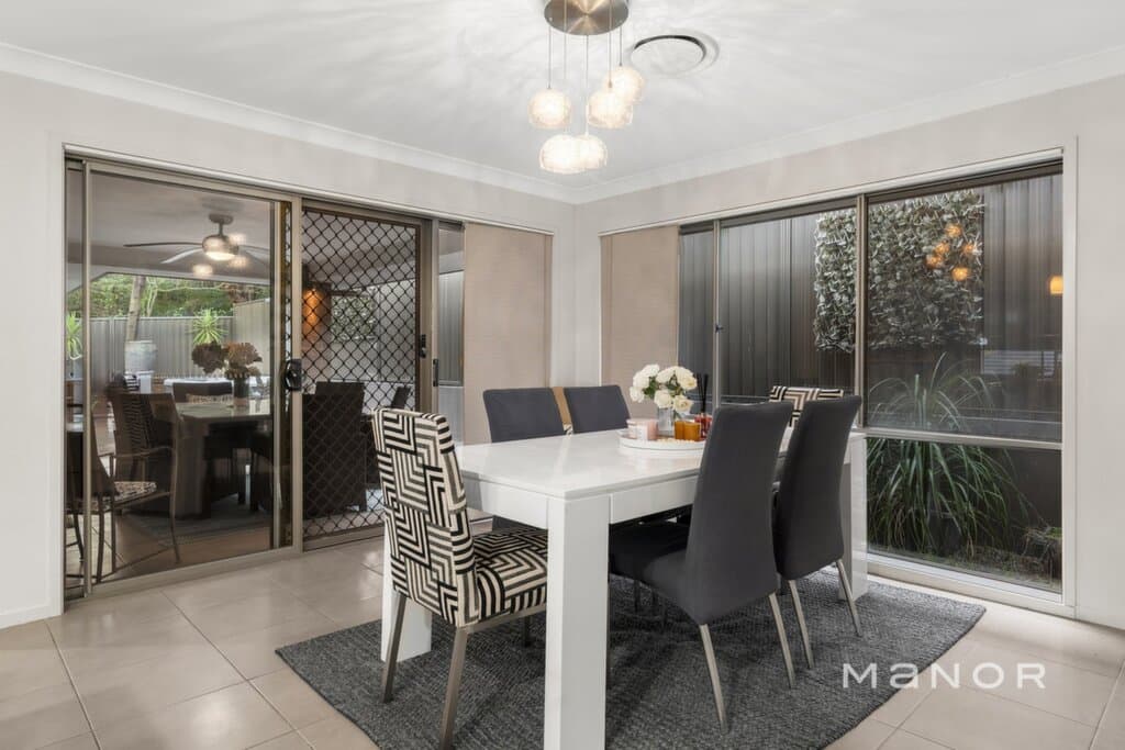 101 Amphitheatre Circuit, Baulkham Hills, NSW, Baulkham Hills - Thumbnail 6