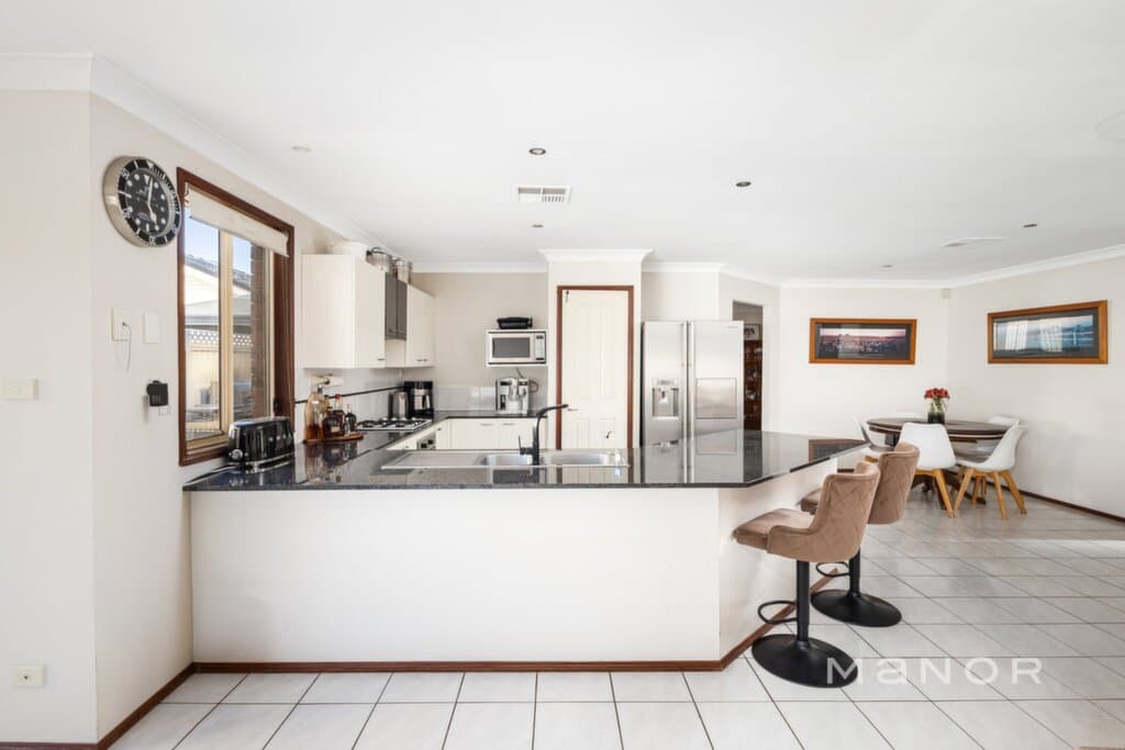 15 Stave Place, Kellyville Ridge, NSW, Kellyville Ridge - Thumbnail 4