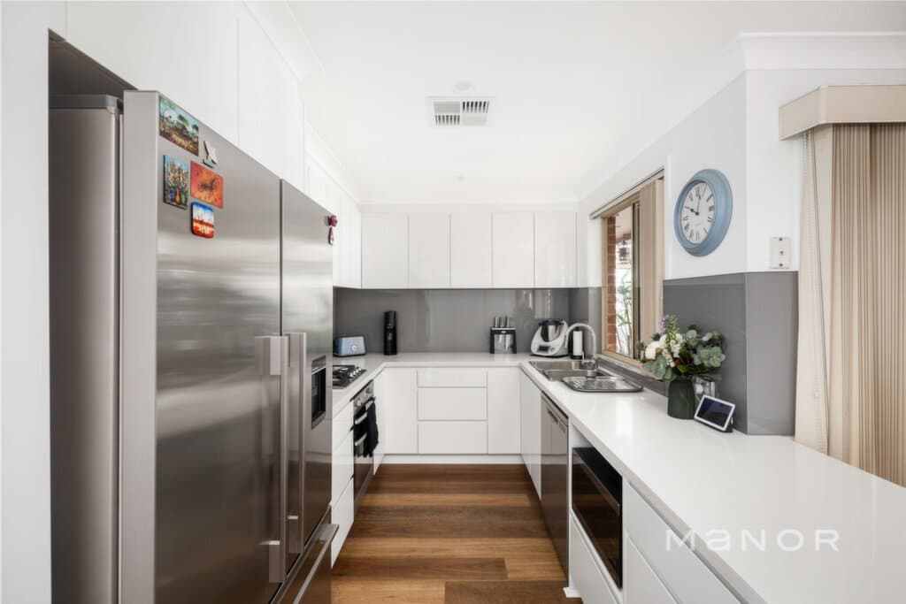 15 Redgum Crescent Beaumont Hills, Beaumont Hills - Thumbnail 6