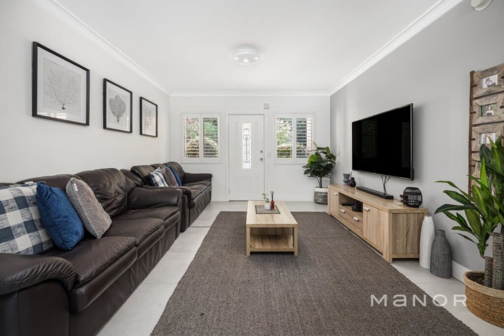 7 10 12 Russell Street Baulkham Hills, Baulkham Hills - Thumbnail 4