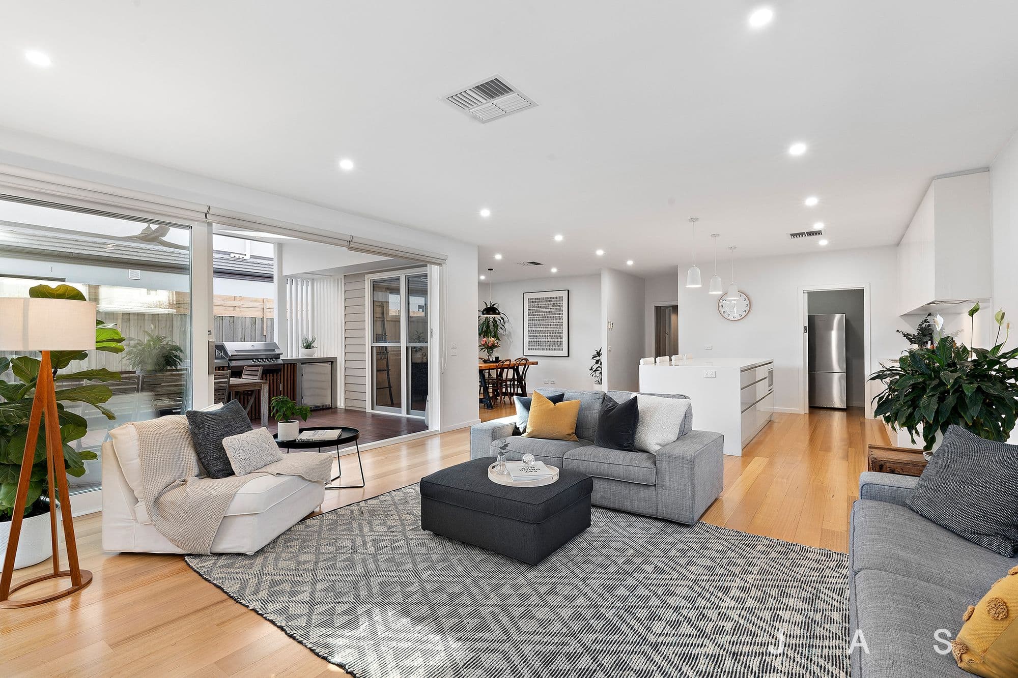 32 Bromyard Street, Yarraville, Yarraville - Thumbnail 3