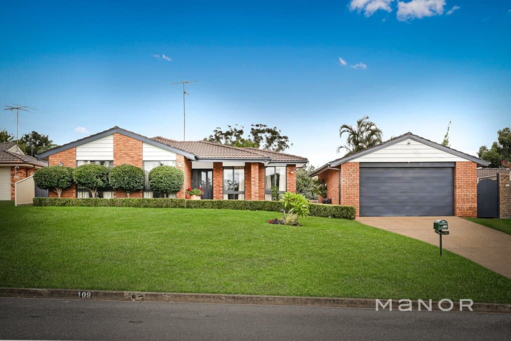 109 Greenbank Drive Glenhaven, Glenhaven - Thumbnail 2