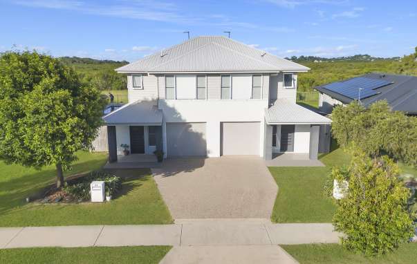 1 & 2, 44 Moreton Dr, Rural View, 44 Moreton Dr - Image 1