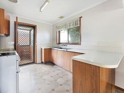 2/142 Dalton Road, 2/142 Dalton Road - Thumbnail 3