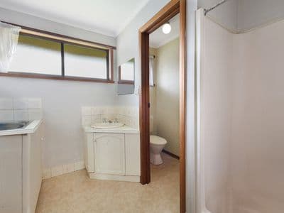 2/142 Dalton Road, 2/142 Dalton Road - Thumbnail 6