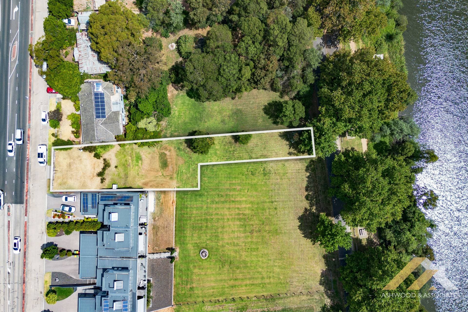 52 Riverine St, Bairnsdale VIC 3875, Bairnsdale - Image 1