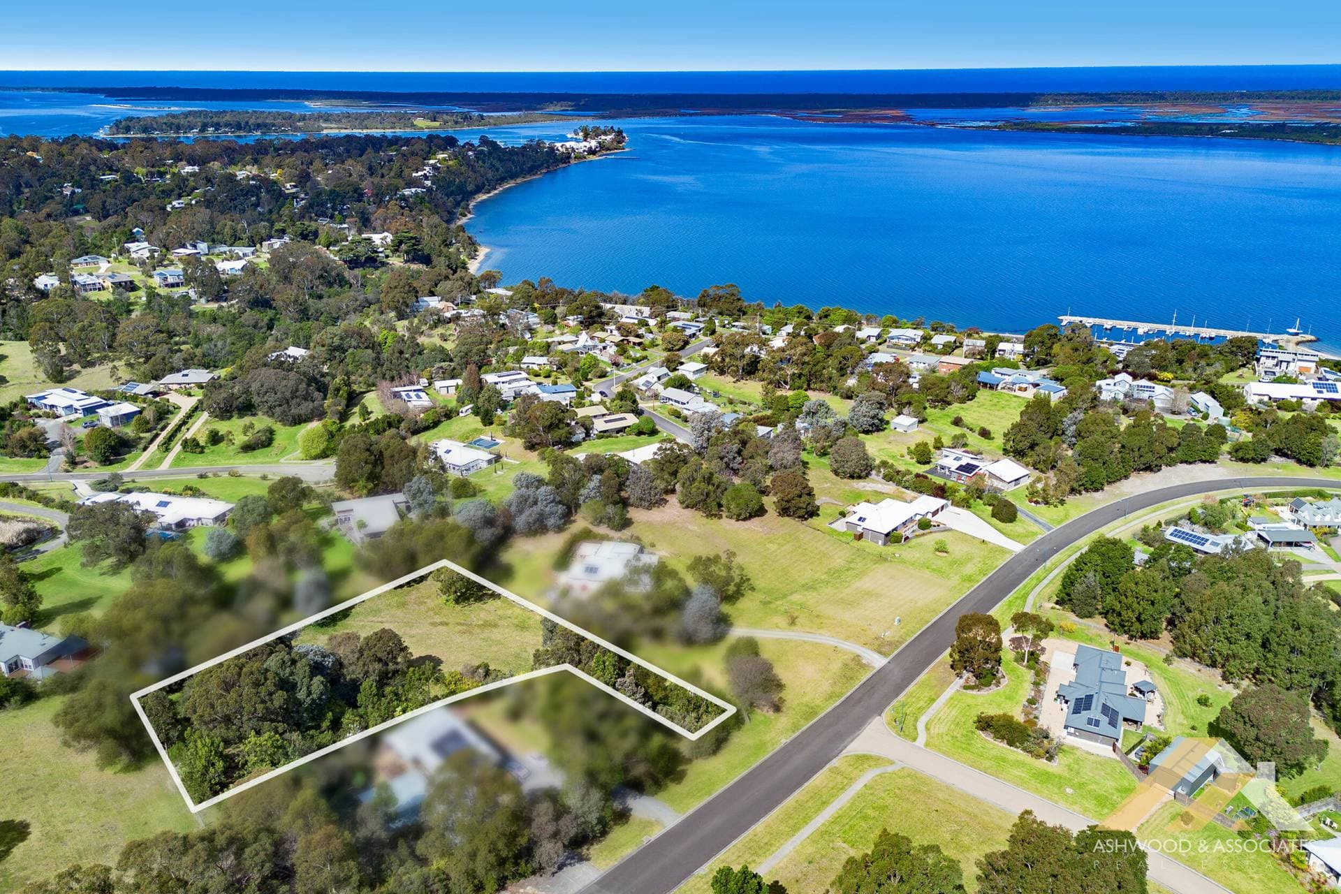 17 Storth Ryes Ave, Metung VIC 3904, Metung - Thumbnail 5