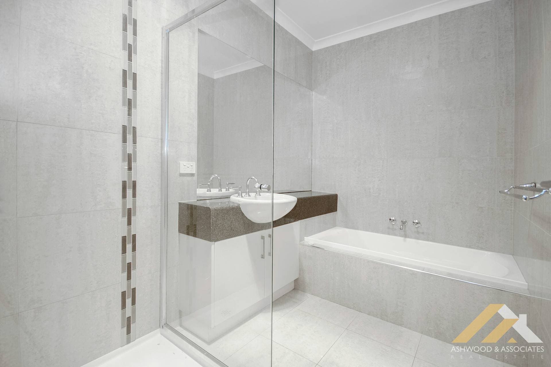 Unit 3, 28 Anderson St, Bairnsdale VIC 3875, Bairnsdale - Thumbnail 7