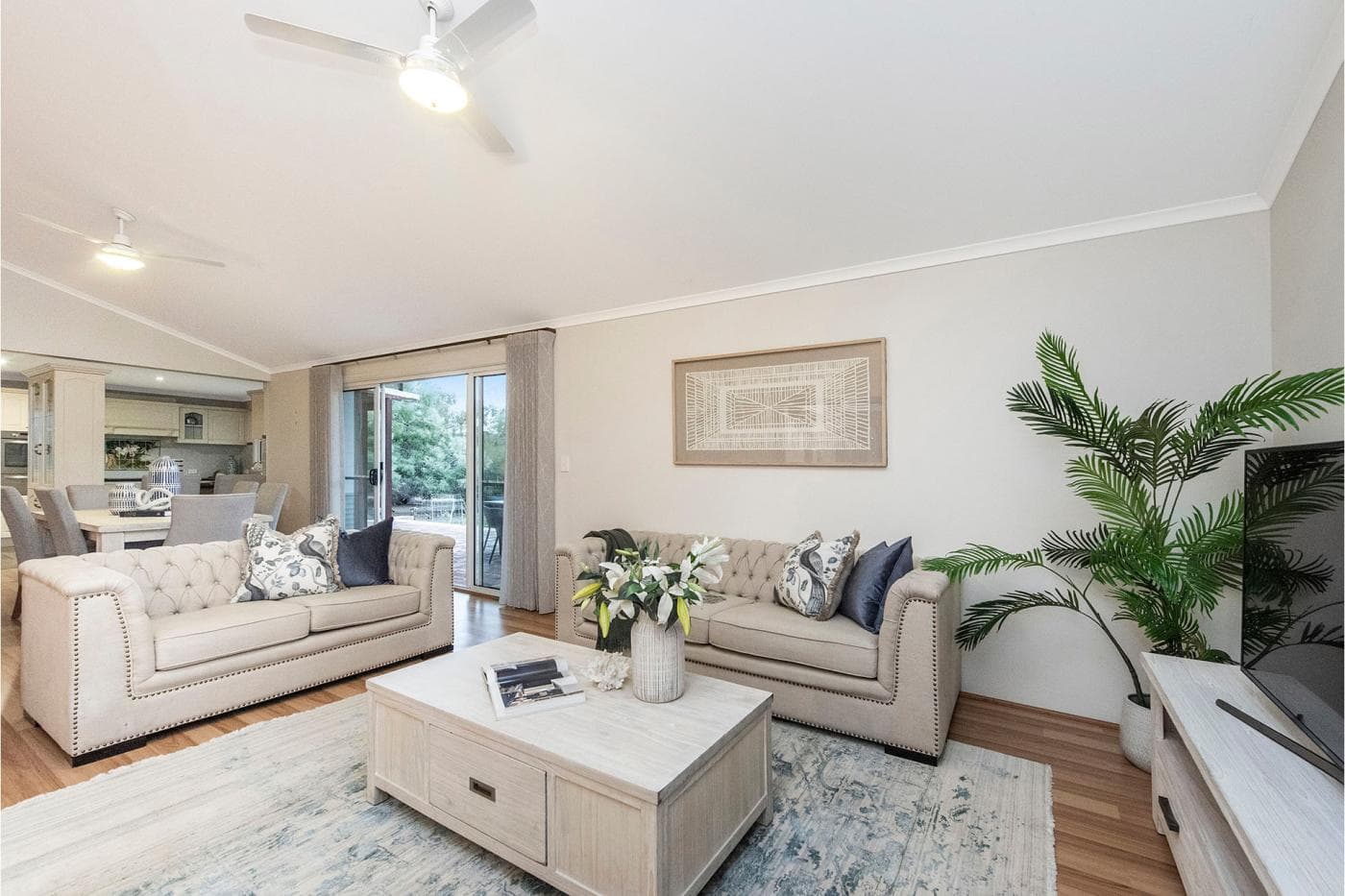 12 Owsten Court, Treeby, WA, Treeby - Image 1