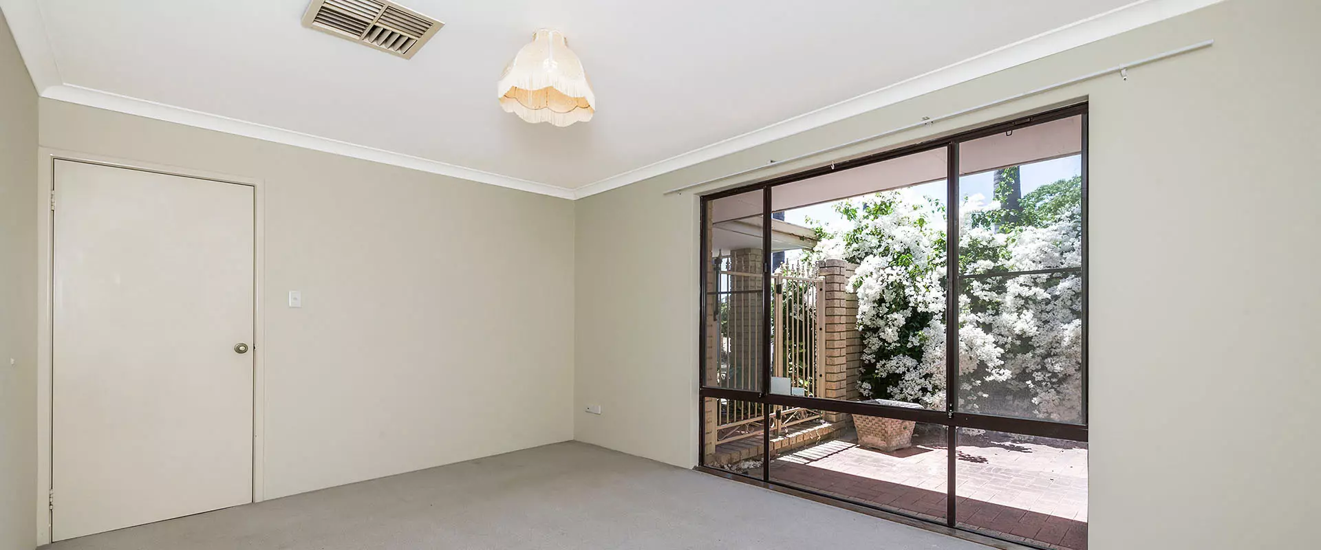 21 Wateredge Road, Thornlie, WA, Thornlie - Thumbnail 4