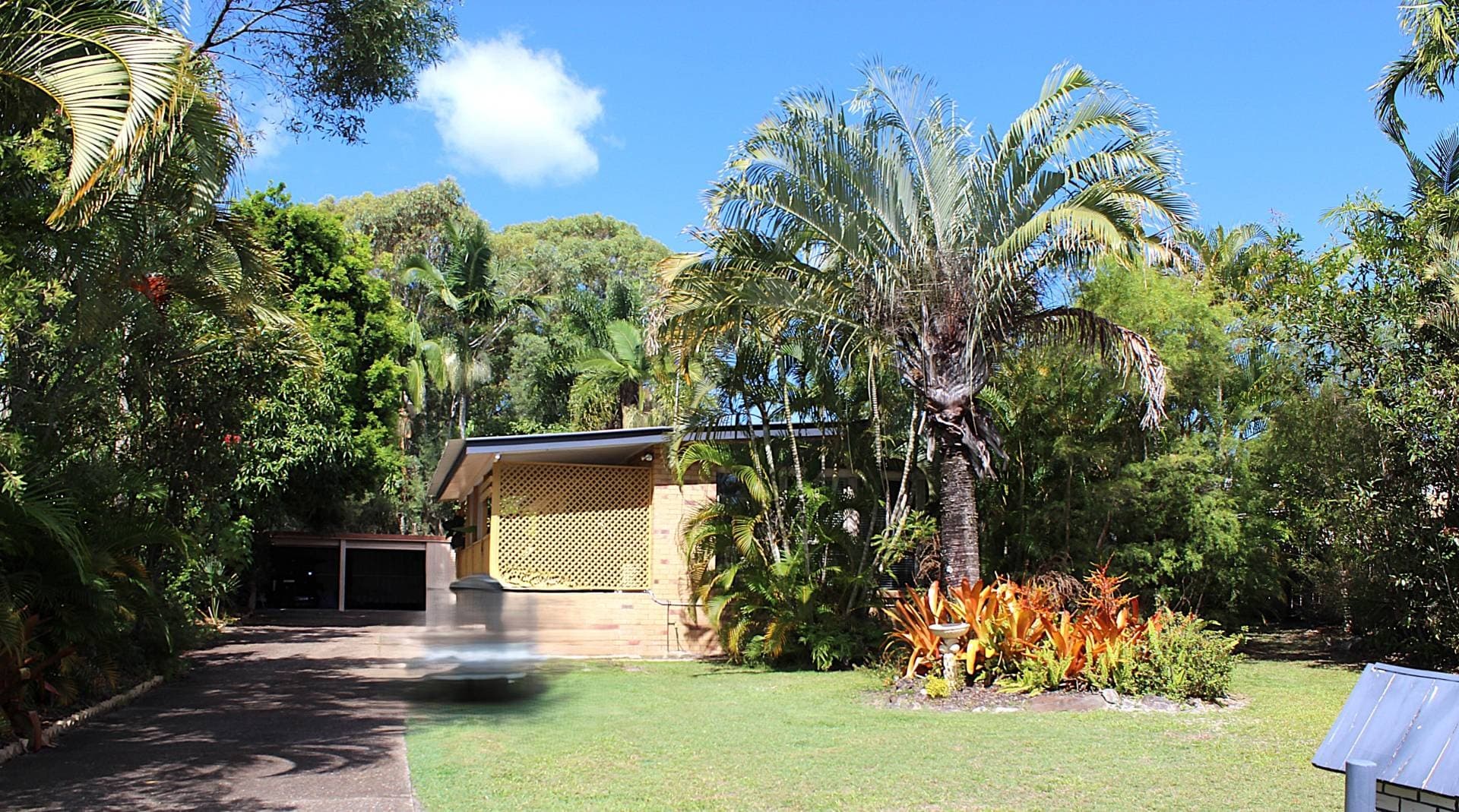 12 Beagle Avenue, Cooloola Cove, Cooloola Cove - Thumbnail 2