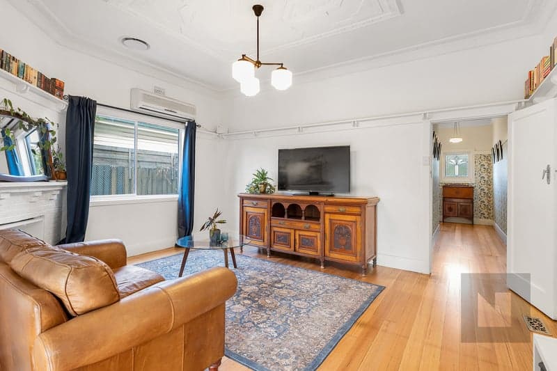 8 Indwe Street, West Footscray - Thumbnail 4