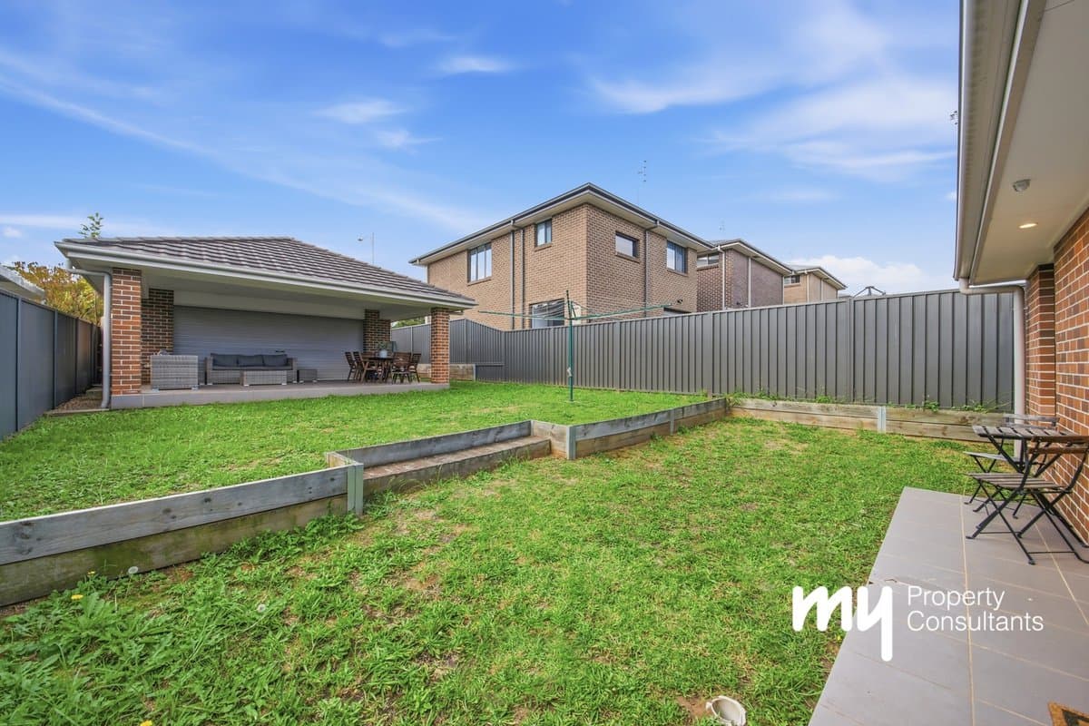 48 Holland Drive, Spring Farm - Thumbnail 8