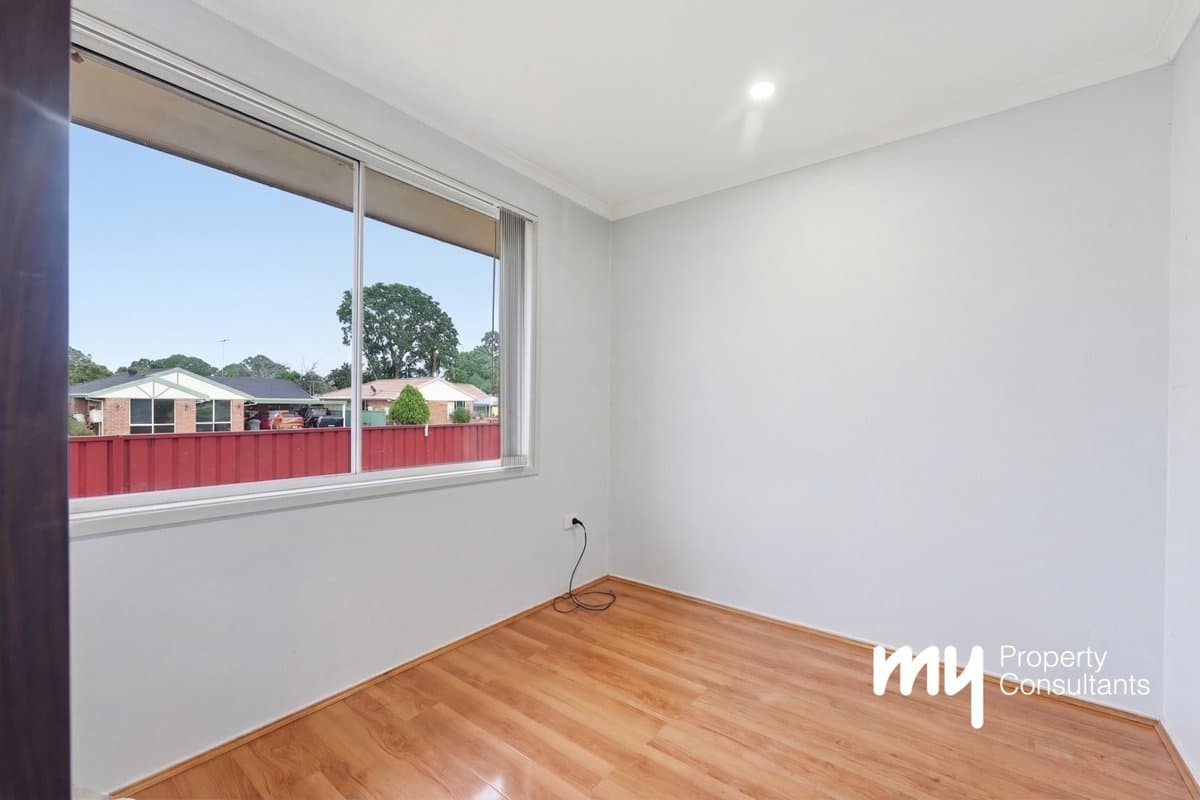 2 Whorlong Street, St Helens Park - Thumbnail 6