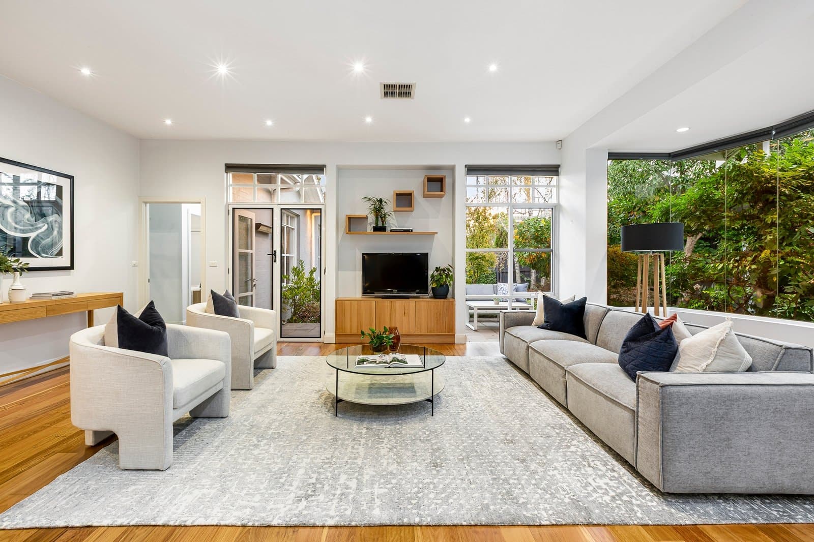 5 Ramsay Avenue, Kew East - Thumbnail 3