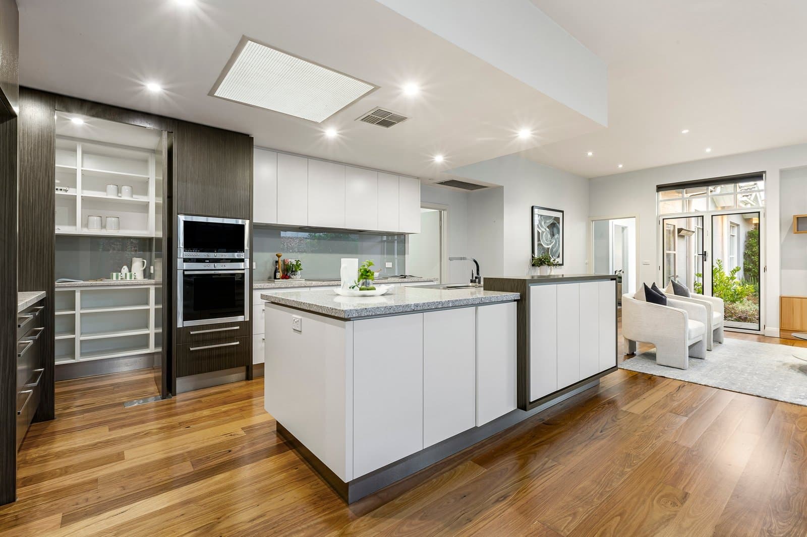 5 Ramsay Avenue, Kew East - Thumbnail 5