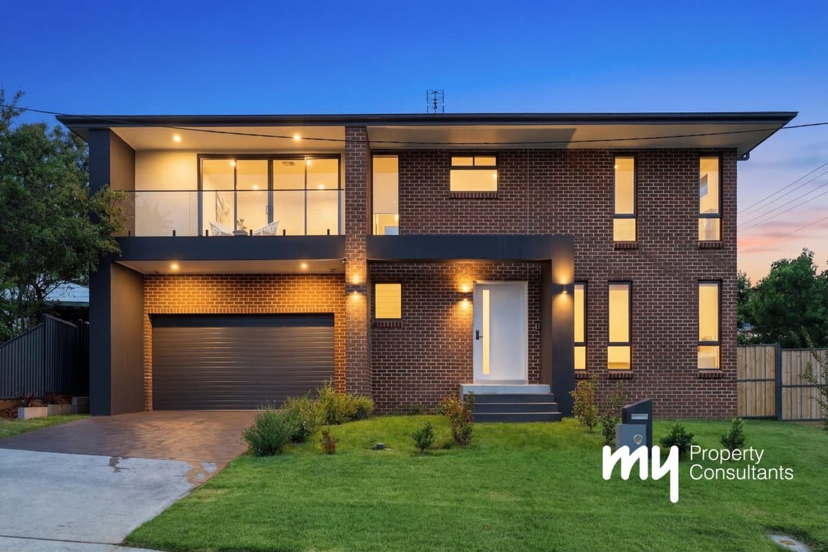 1 Lachlan Place, Campbelltown - Thumbnail 2