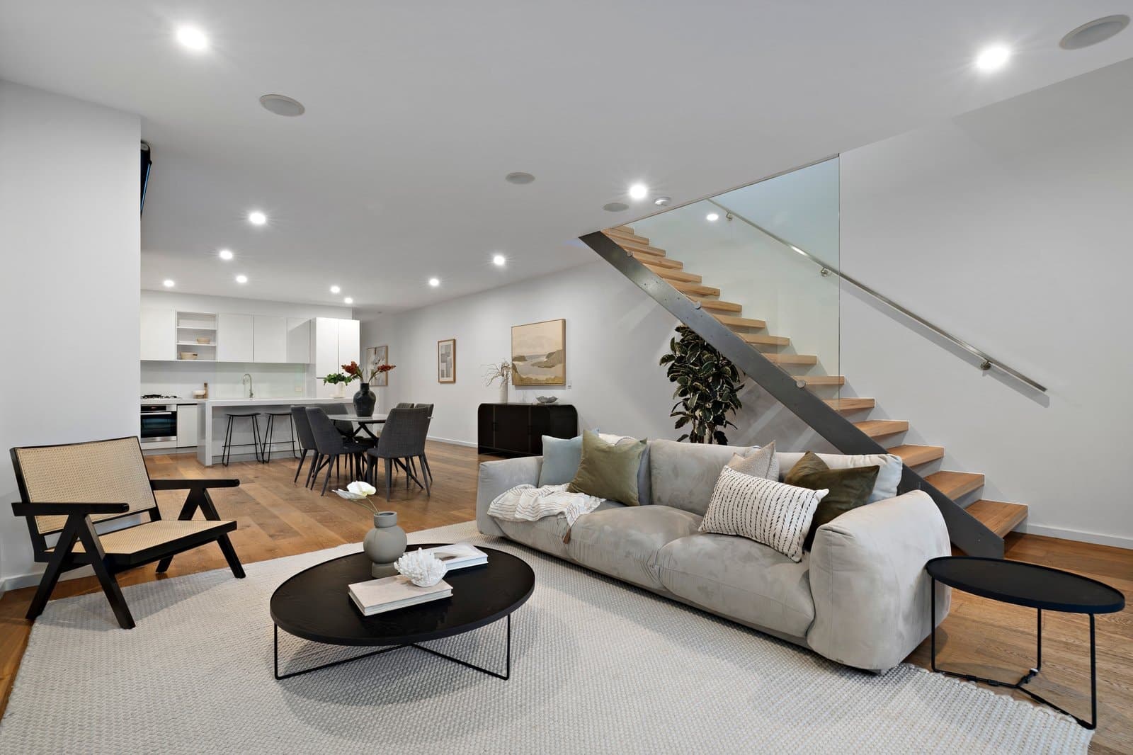 342 Barkly Street, Elwood - Thumbnail 3