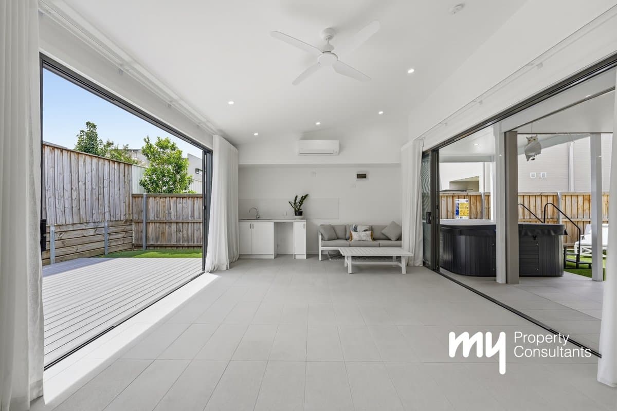 , GLEDSWOOD HILLS, NSW, Gledswood Hills - Thumbnail 6