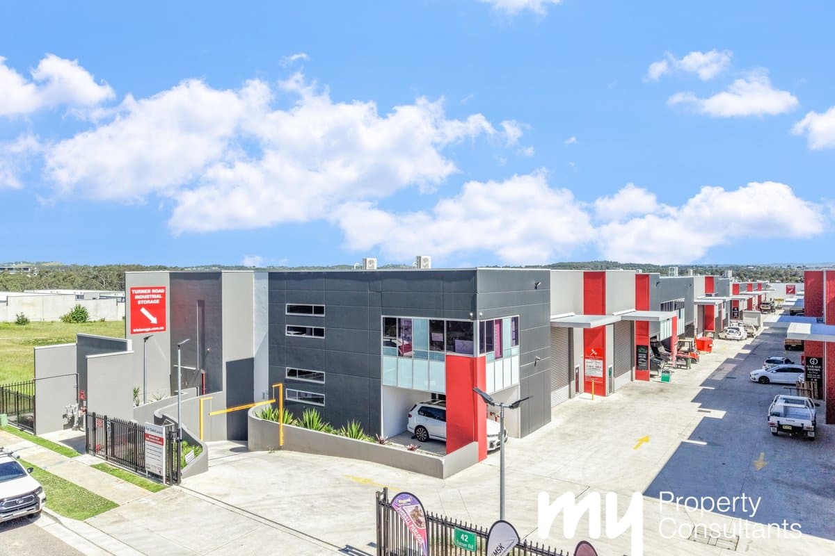 42 Turner Road, Smeaton Grange - Image 1