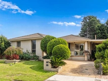 18 Kensington Avenue, Frankston South - Image 1