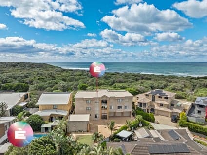 1/21 Driftwood Close, Caves Beach - Image 1