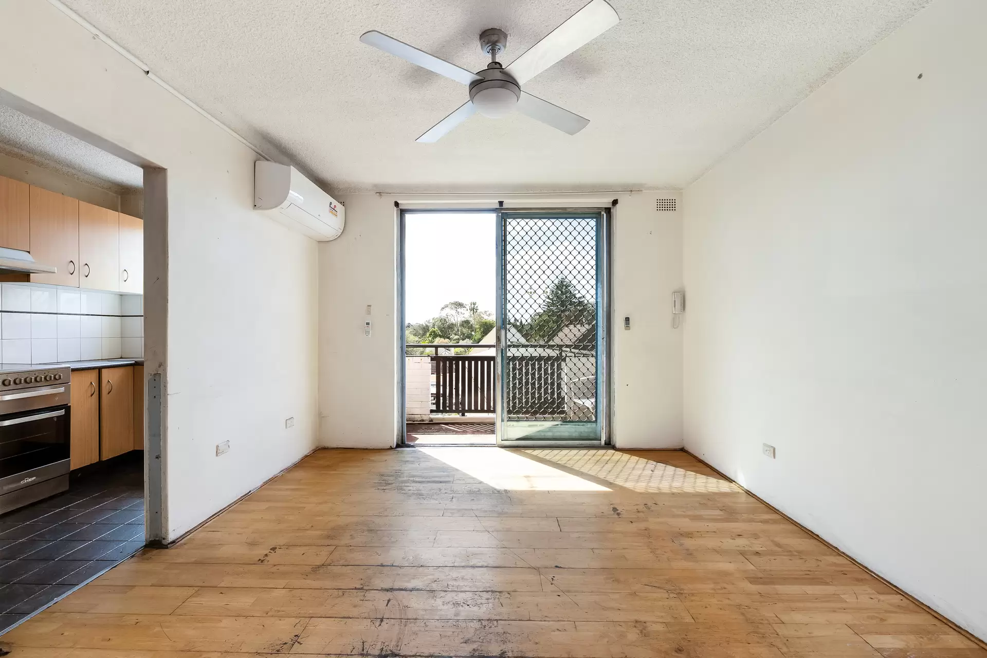 12/525-527 New Canterbury Road, Dulwich Hill - Image 1