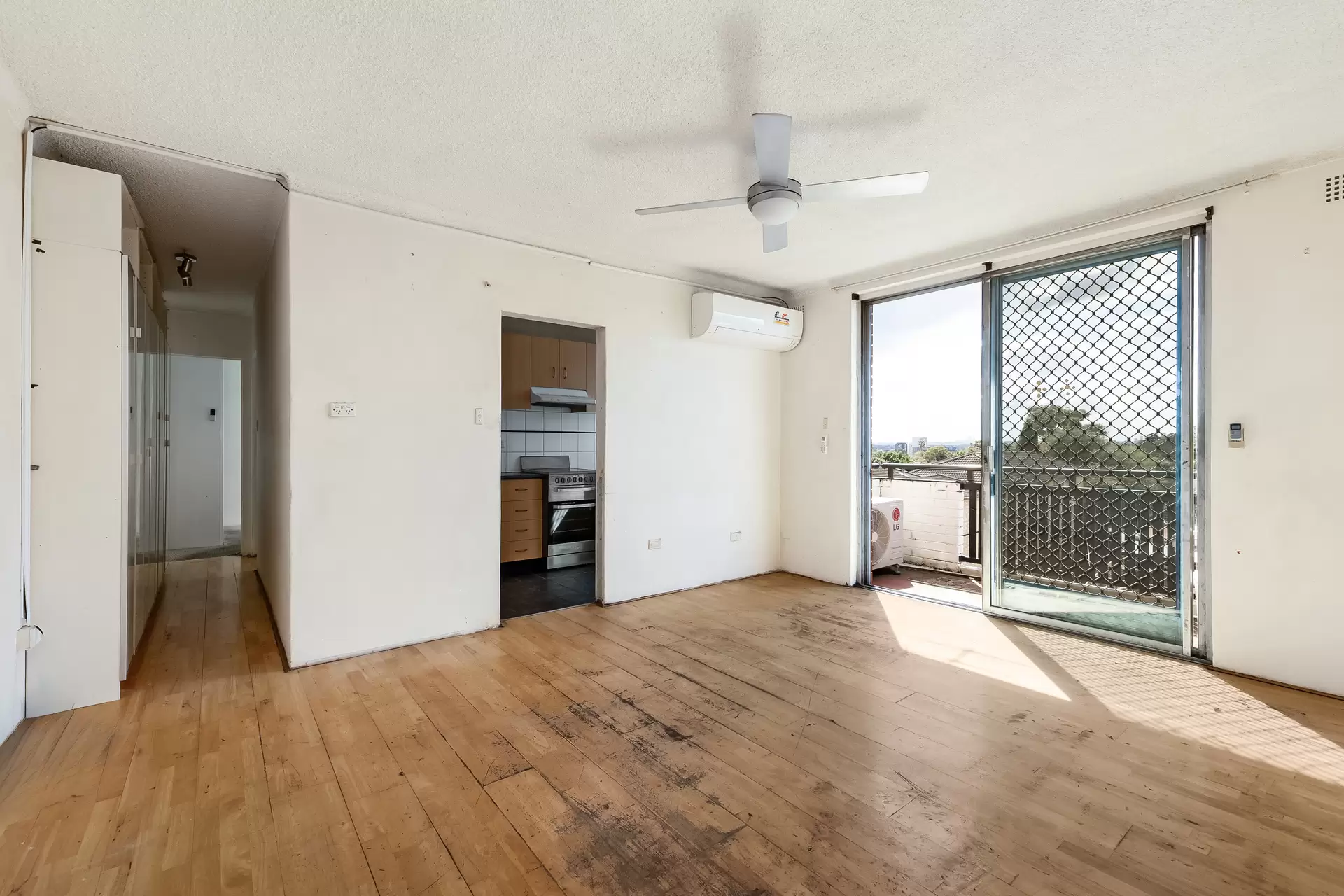 12/525-527 New Canterbury Road, Dulwich Hill - Thumbnail 3