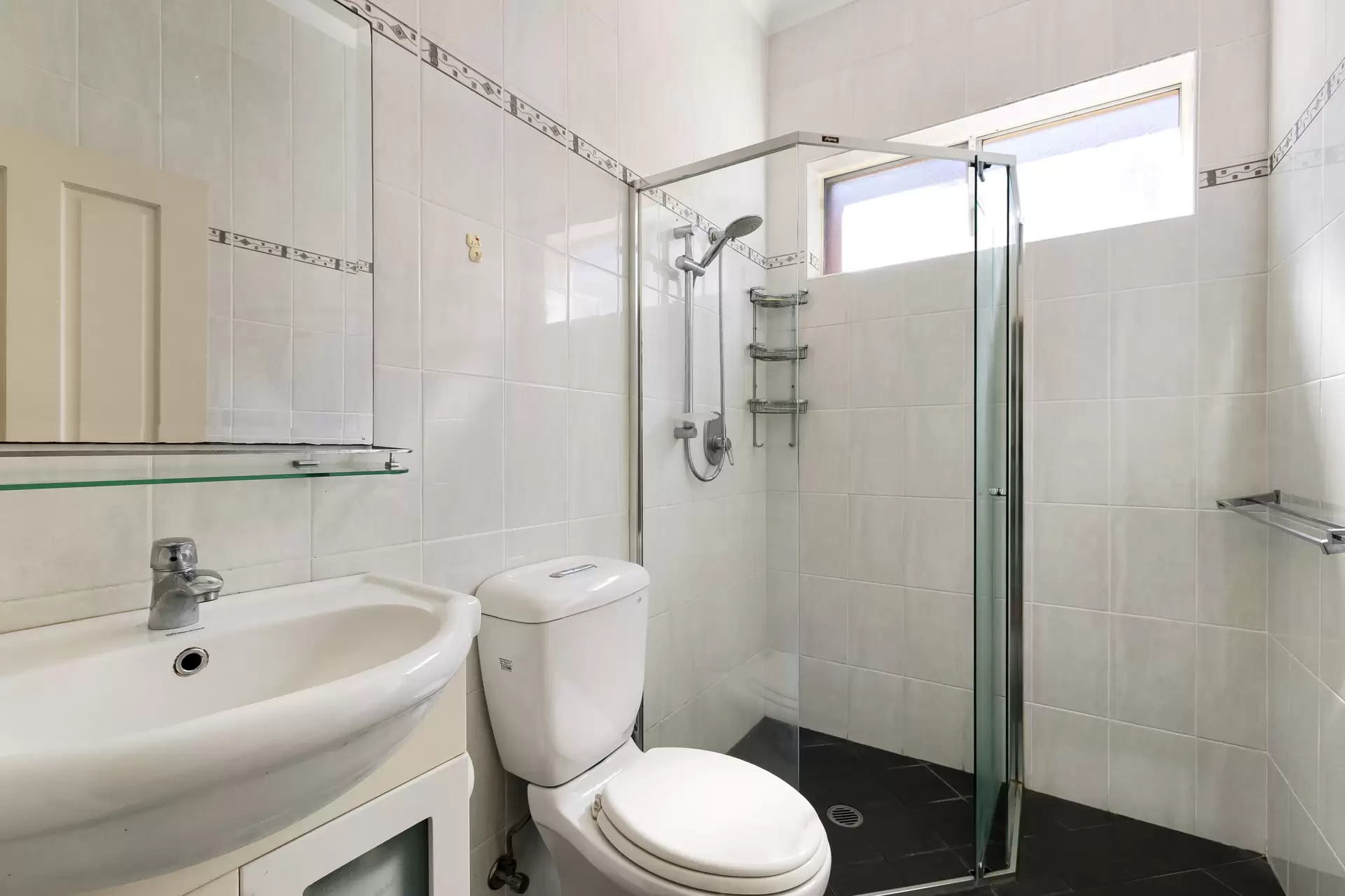 60 King Street, Ashbury - Thumbnail 4