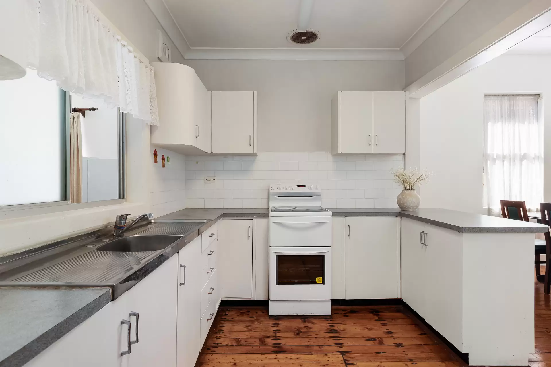 60 King Street, Ashbury - Thumbnail 7