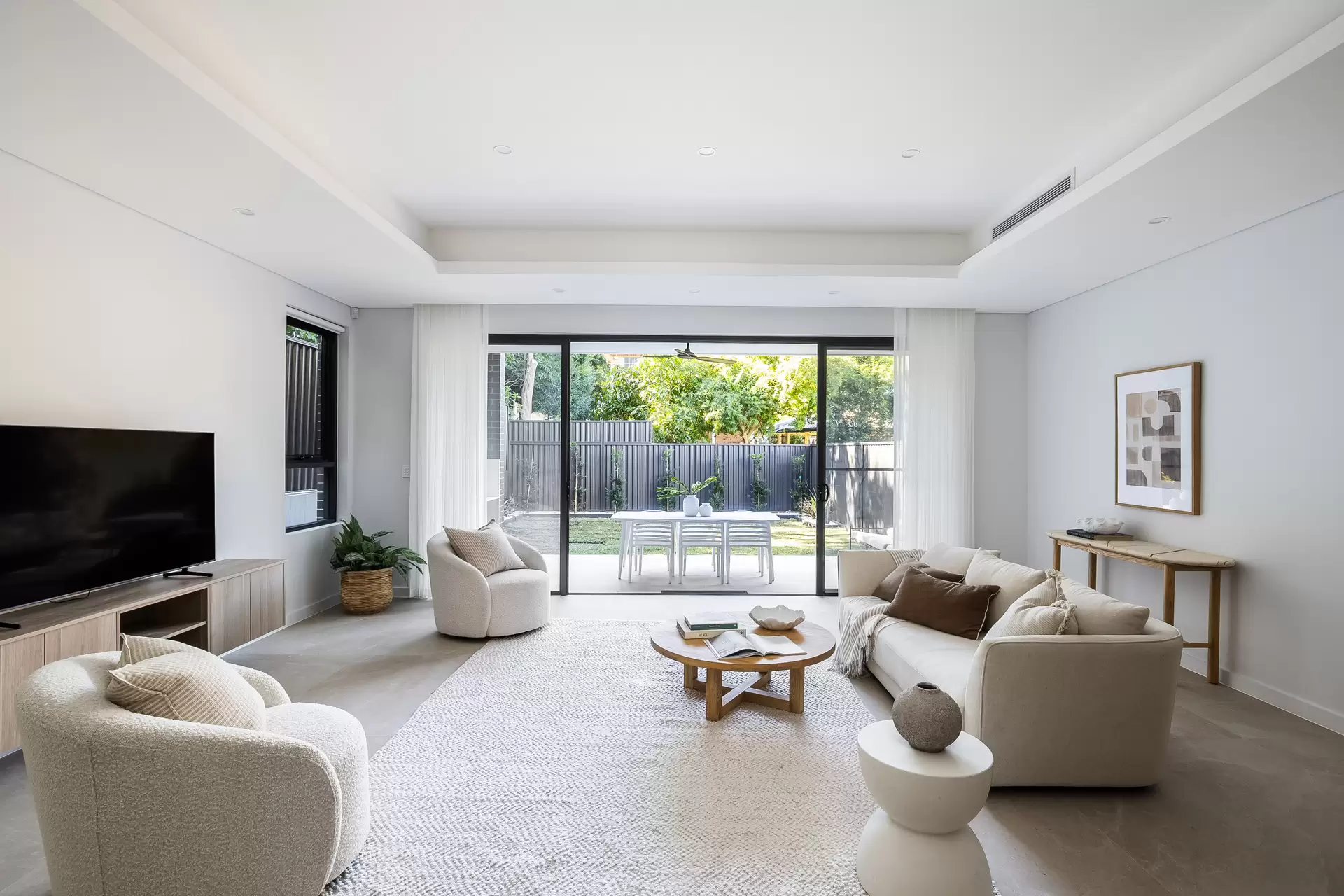 16A Charlotte Street, Campsie - Thumbnail 4