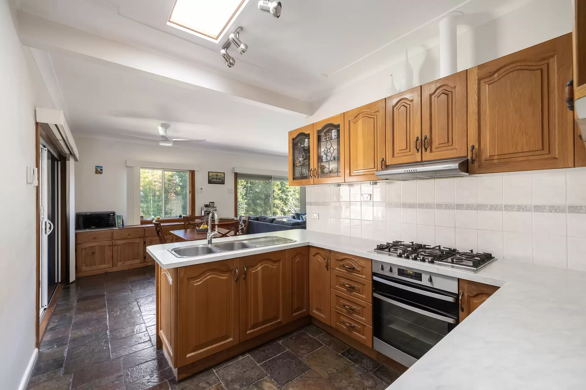18 Eleanor Avenue, Belmore - Thumbnail 7