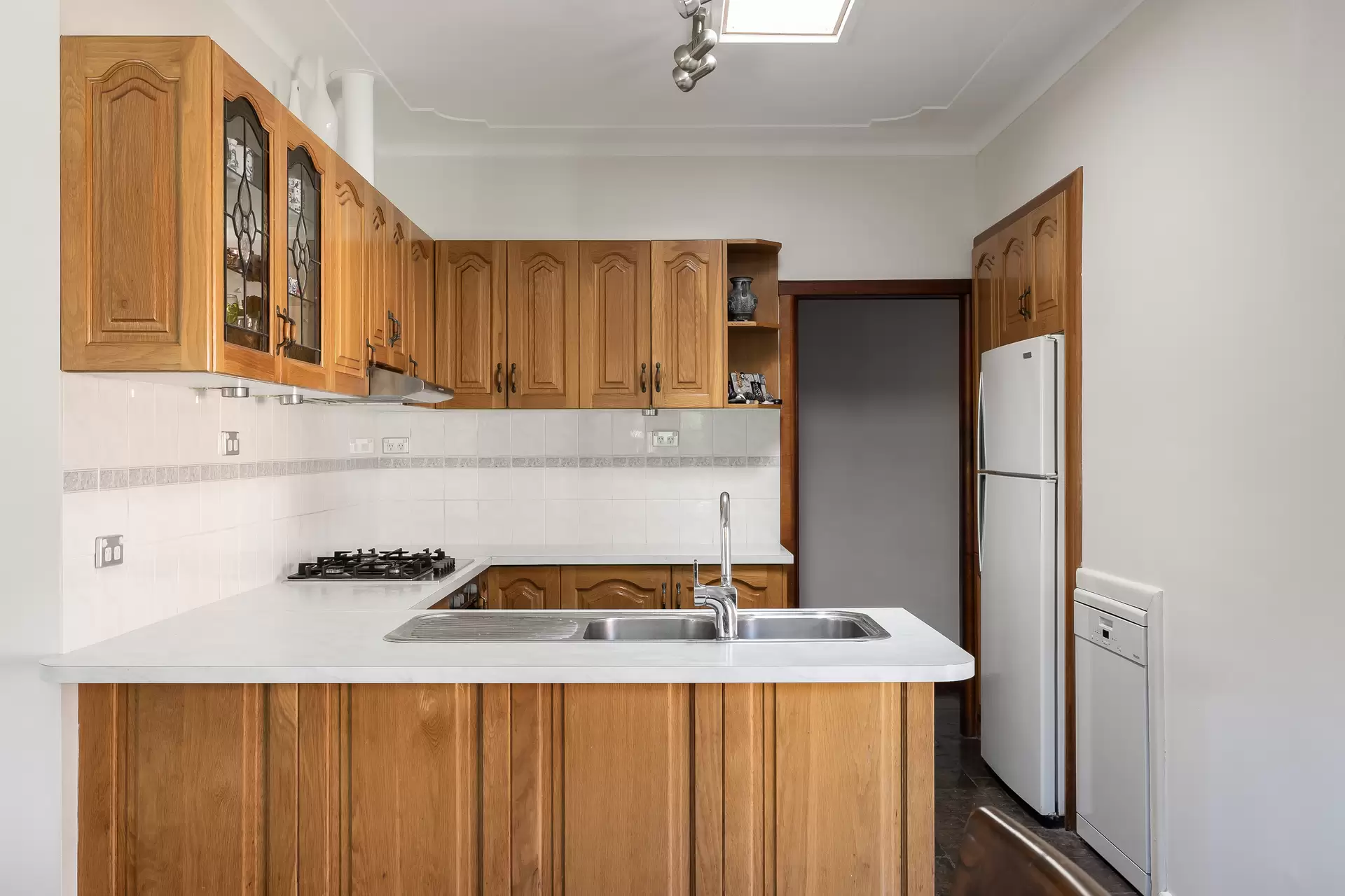 18 Eleanor Avenue, Belmore - Thumbnail 8