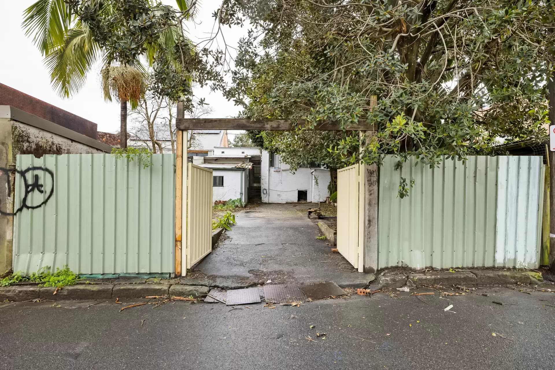 56 Railway Road, Sydenham - Thumbnail 3