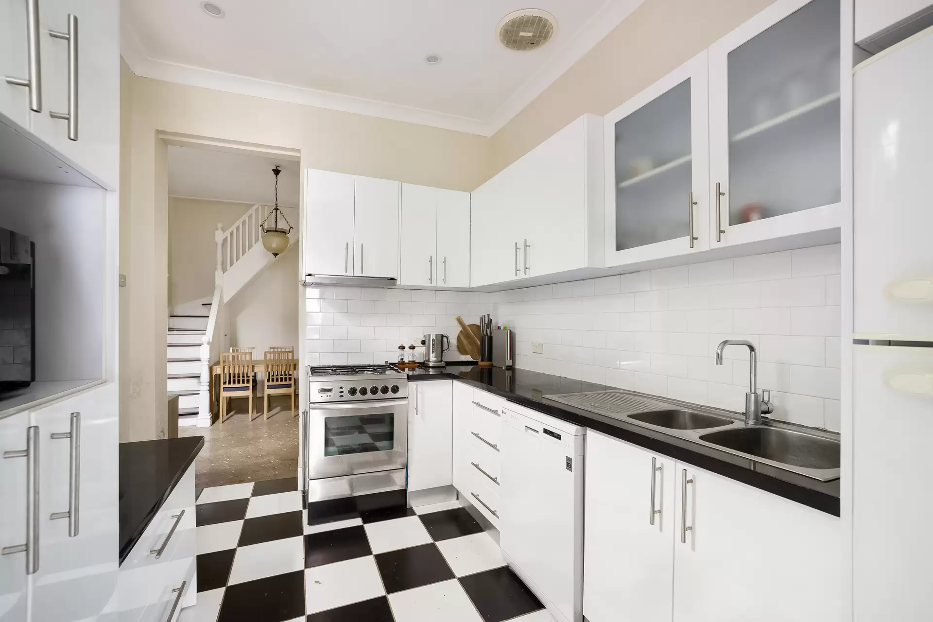 77 Wells Street, Newtown - Thumbnail 6
