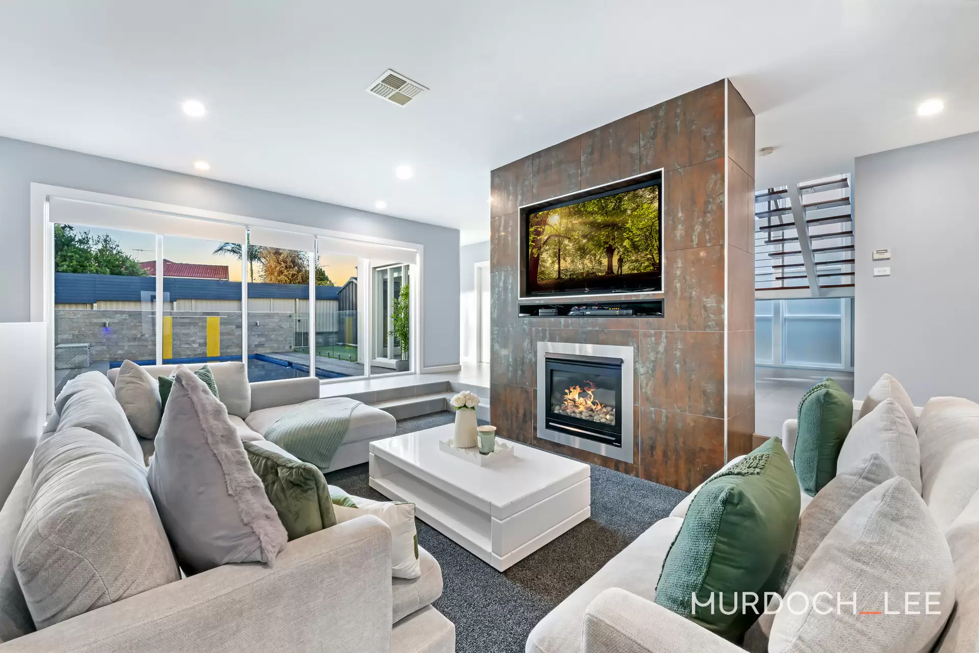 17 Eric Cooper Drive, Castle Hill, Castle Hill - Thumbnail 2