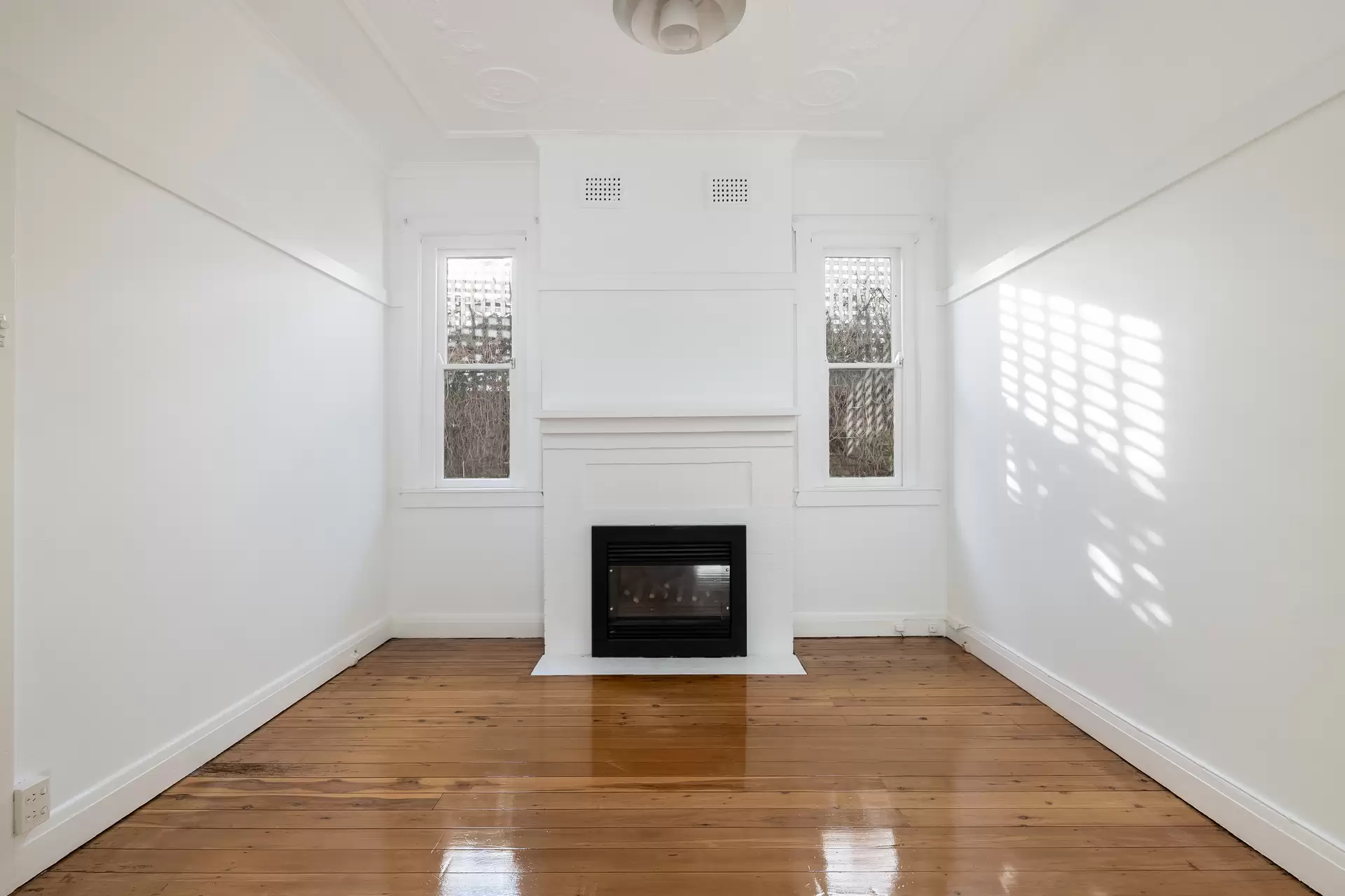 10 Andreas Street, Petersham - Thumbnail 2