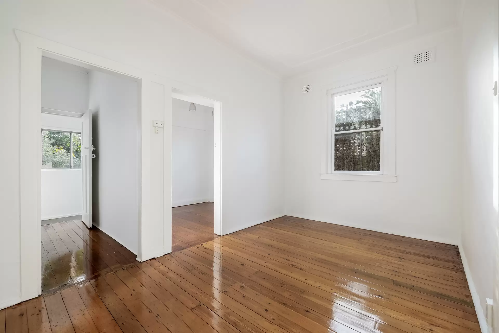 10 Andreas Street, Petersham - Thumbnail 4
