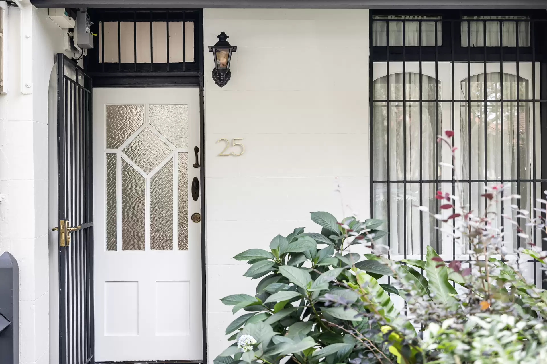25 Wellington Street, Waterloo - Thumbnail 2