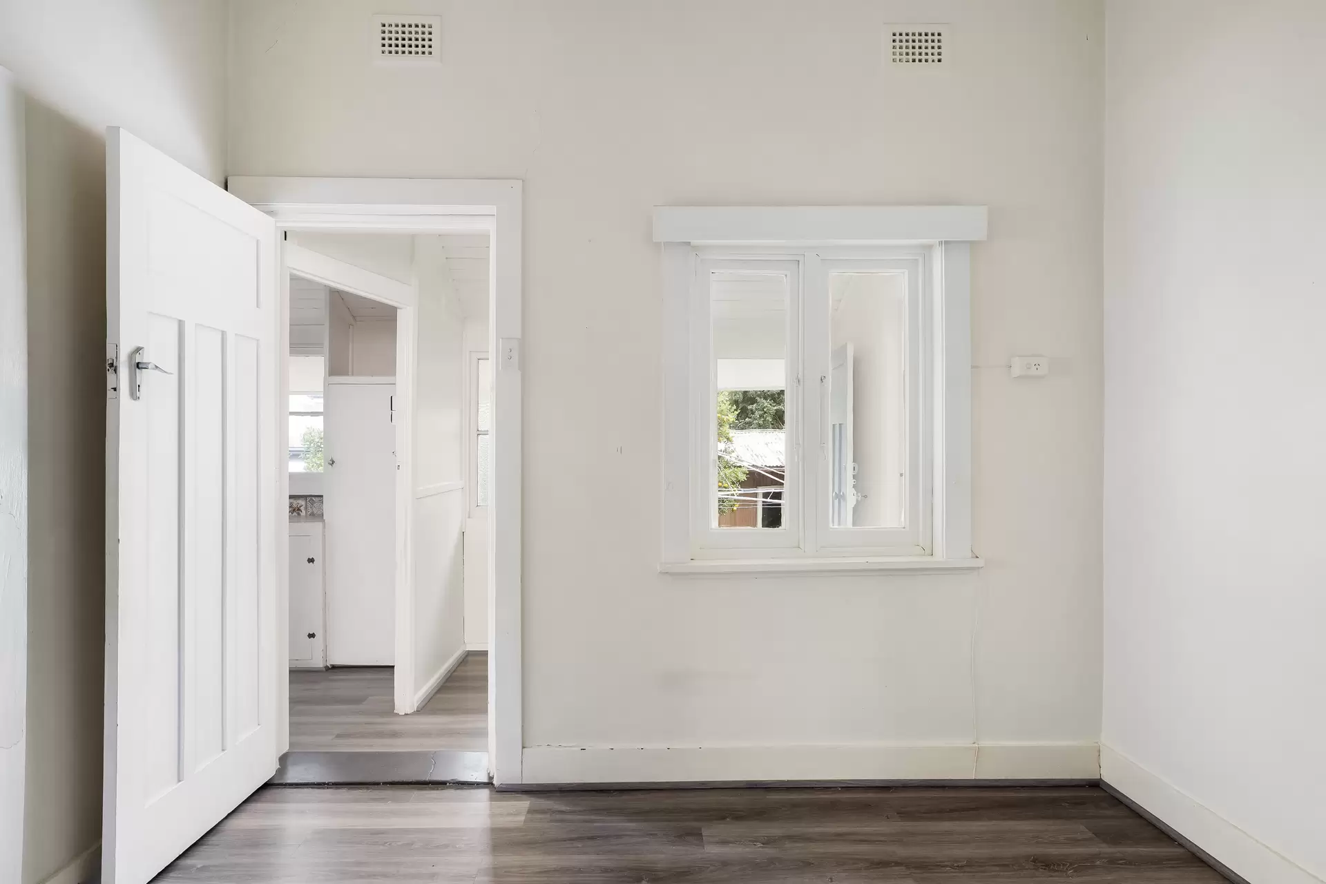 81 Undercliffe Road, Earlwood - Thumbnail 8
