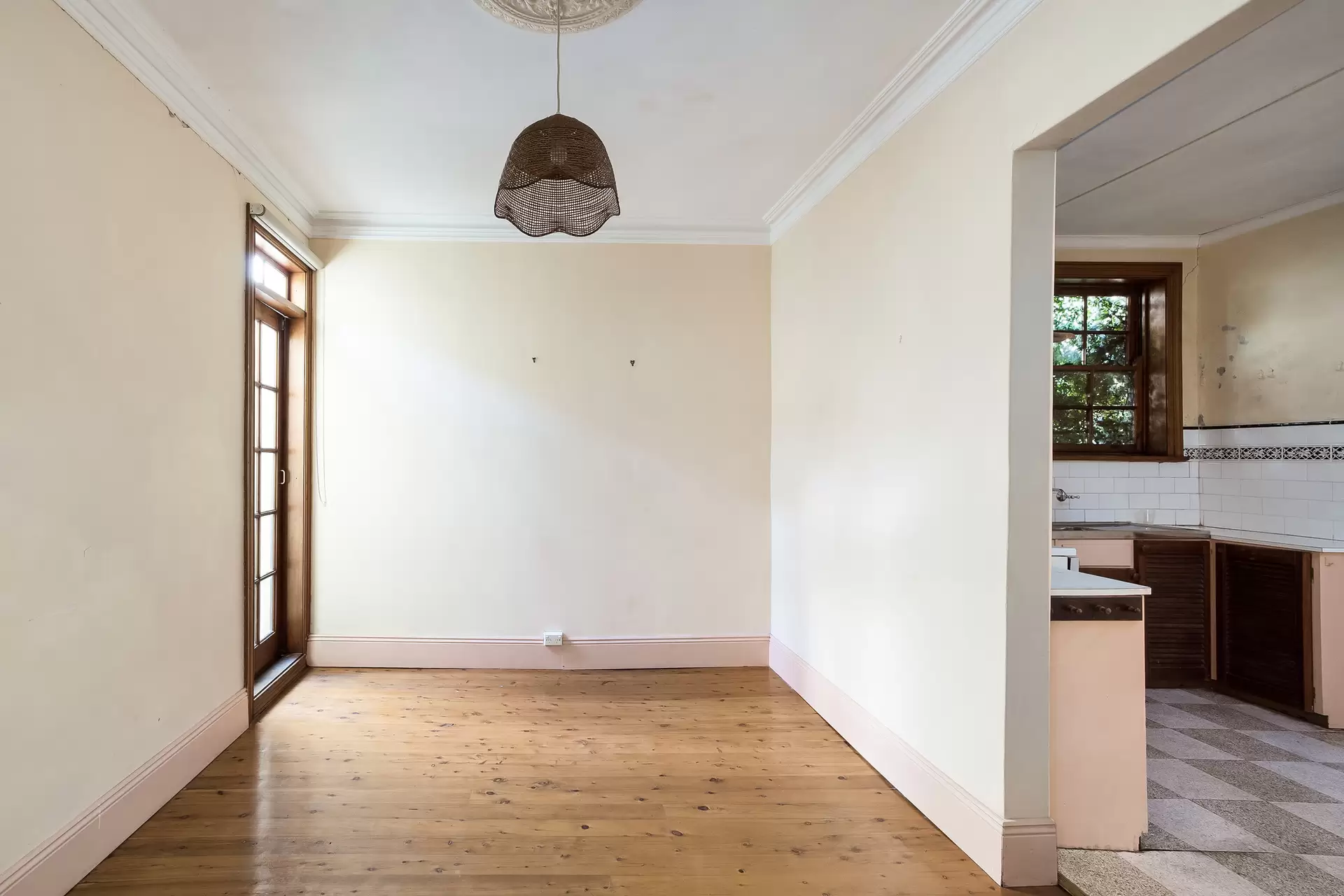21 Bucknell Street, Newtown - Thumbnail 5