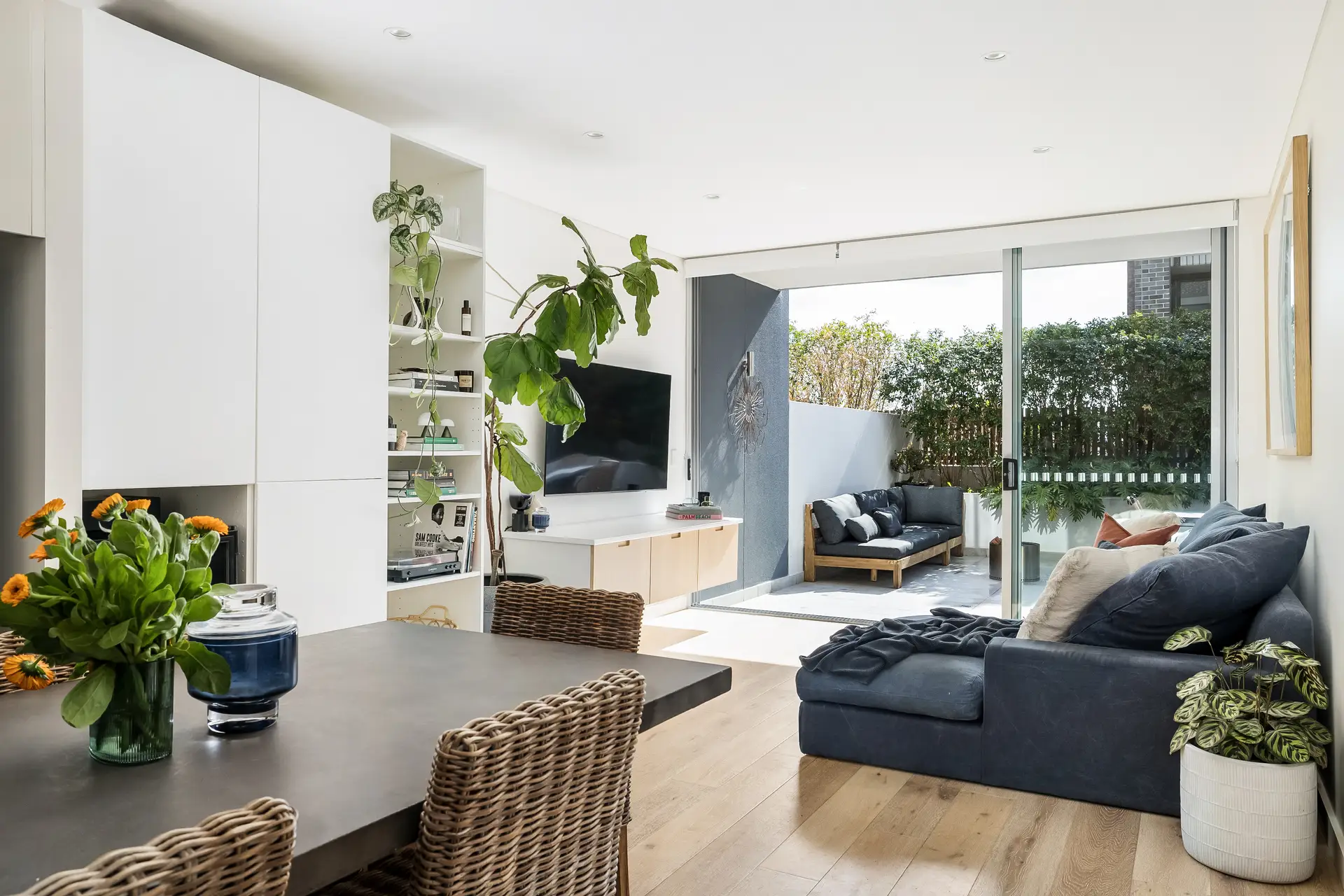 3/33 New Canterbury Road, Petersham - Image 1