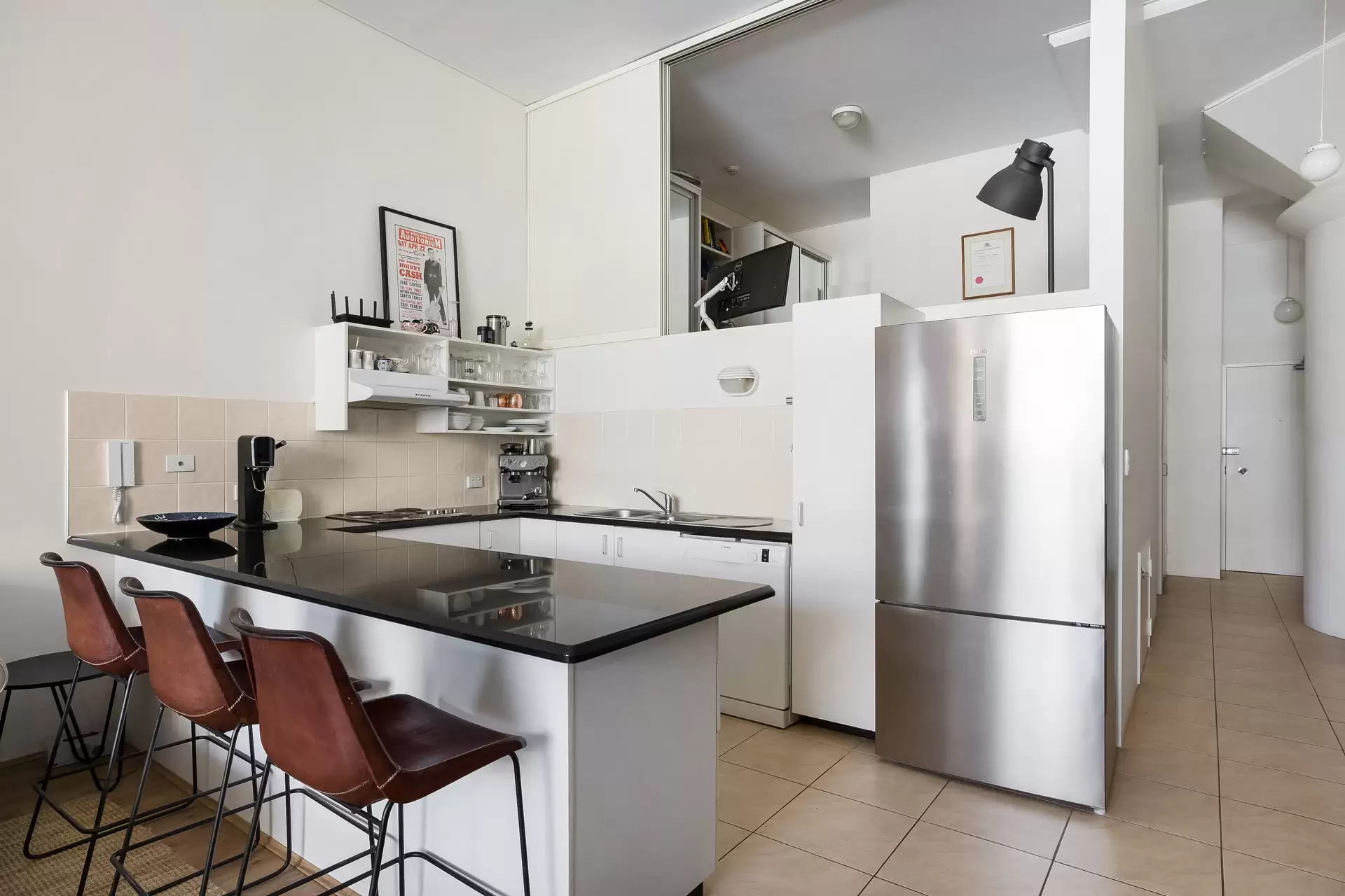 423/1 Missenden Road, Camperdown - Thumbnail 3
