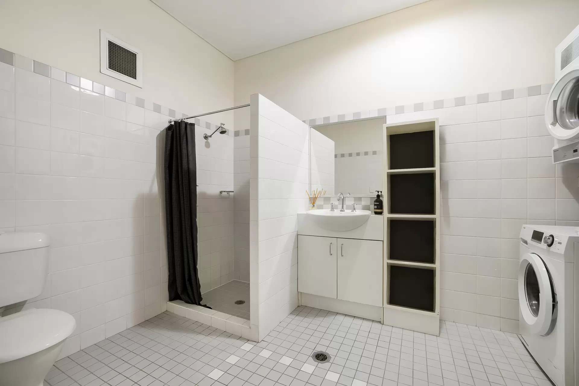 423/1 Missenden Road, Camperdown - Thumbnail 6