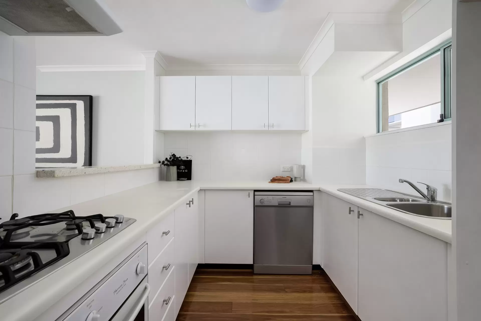 52/155 Missenden Road, Newtown - Thumbnail 3