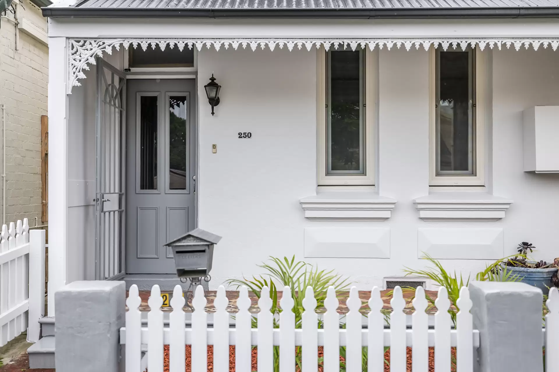250 Albany Road, Petersham - Thumbnail 2