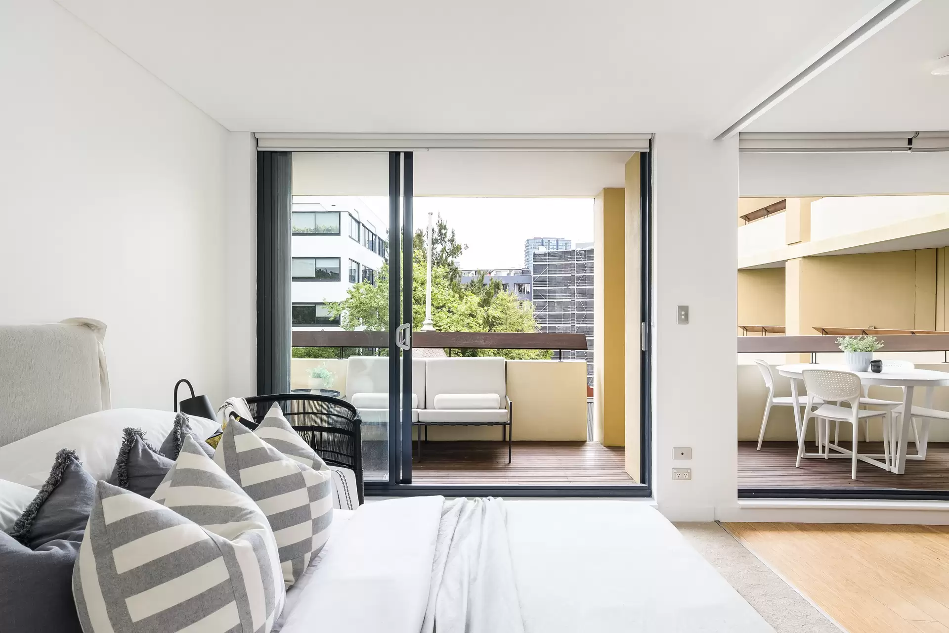 410/8 Cooper Street, Surry Hills - Thumbnail 6