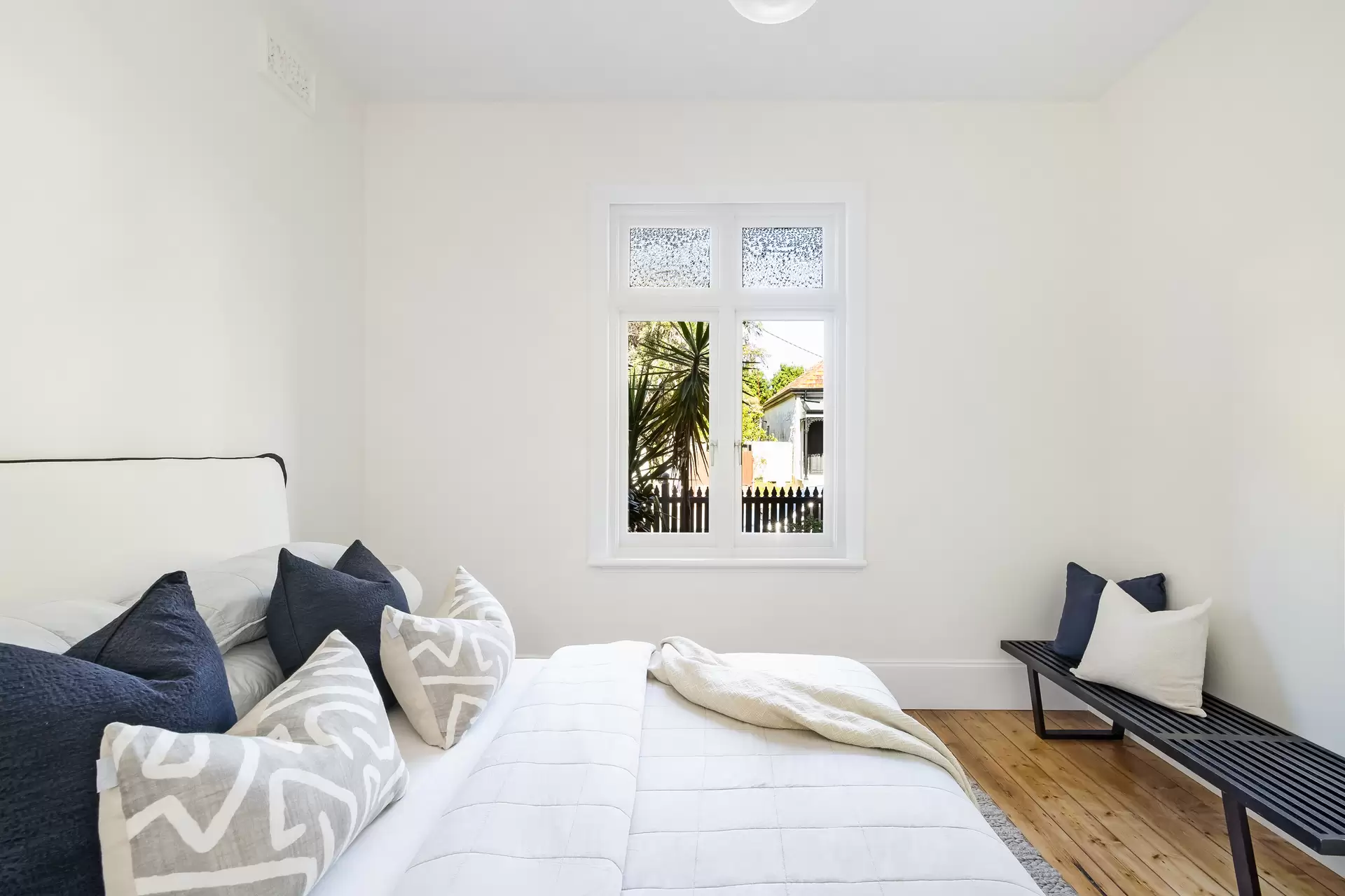 11 Woodland Street, Marrickville - Thumbnail 5